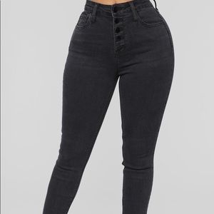 Slow and steady high rise jeans